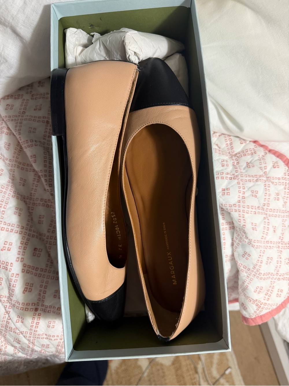 Margaux The Pointe in Dune & Black Napa